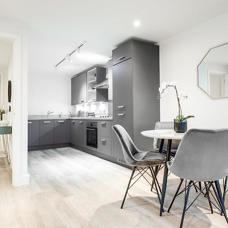 Exoticstay Apartments- 5* Elegant Luxury Centrally Located 2-Bedroom Apt Birmingham Exterior photo